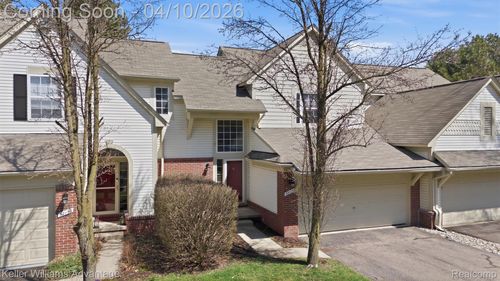 38154 Saratoga Cir, Farmington Hills, MI, 48331-3778 | Card Image