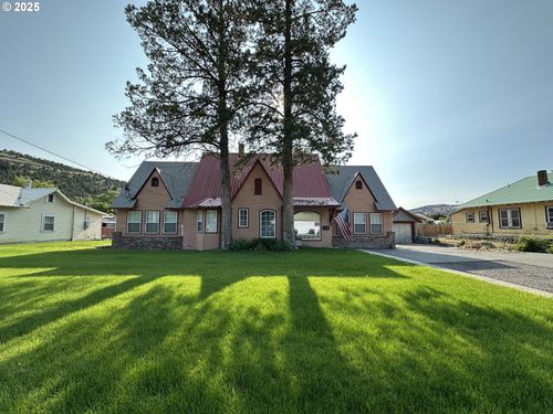 212 Nw Bridge St, John Day, OR, 97845-1182 | Card Image