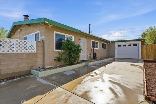38637 Sumac Ave, Palmdale, CA, 93550-3737 | Card Image