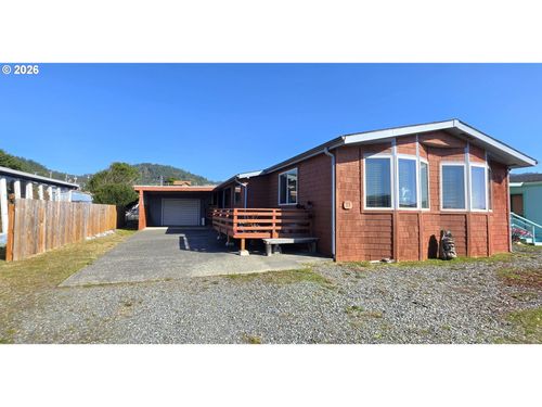 11-94120 Strahan St, Gold Beach, OR, 97444-8700 | Card Image