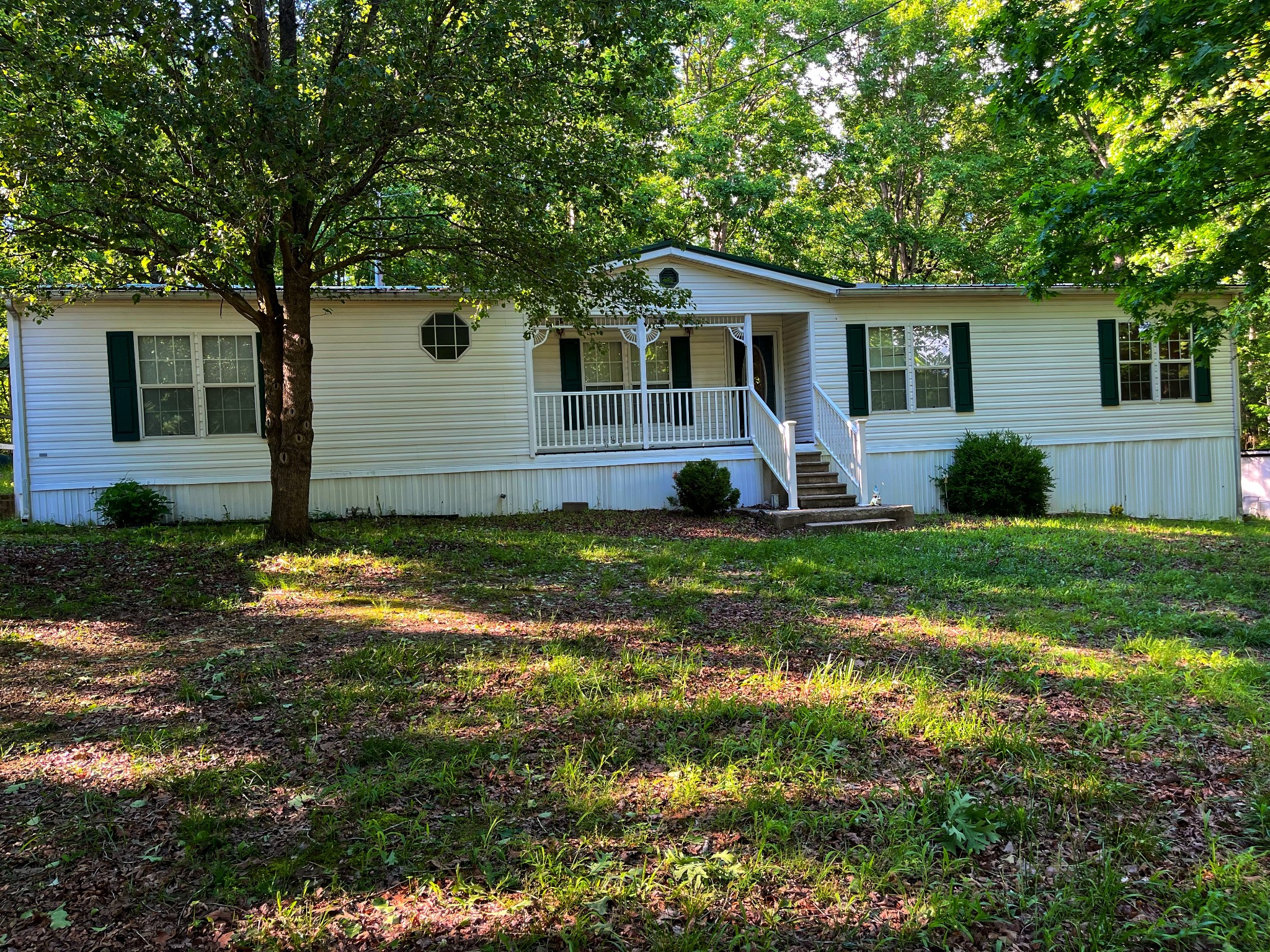 Royal Oak Rd, Hohenwald, TN 38462