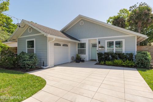 185 Pine St, ATLANTIC BEACH, FL, 32233-4011 | Card Image