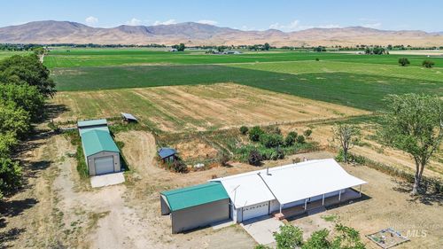 855 Jonathan Rd, Weiser, ID, 83672-5121 | Card Image