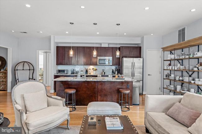 APT-8 - 610 Newton Pl Nw, Condo with 2 bedrooms, 2 bathrooms and null parking in WASHINGTON DC | Image 4