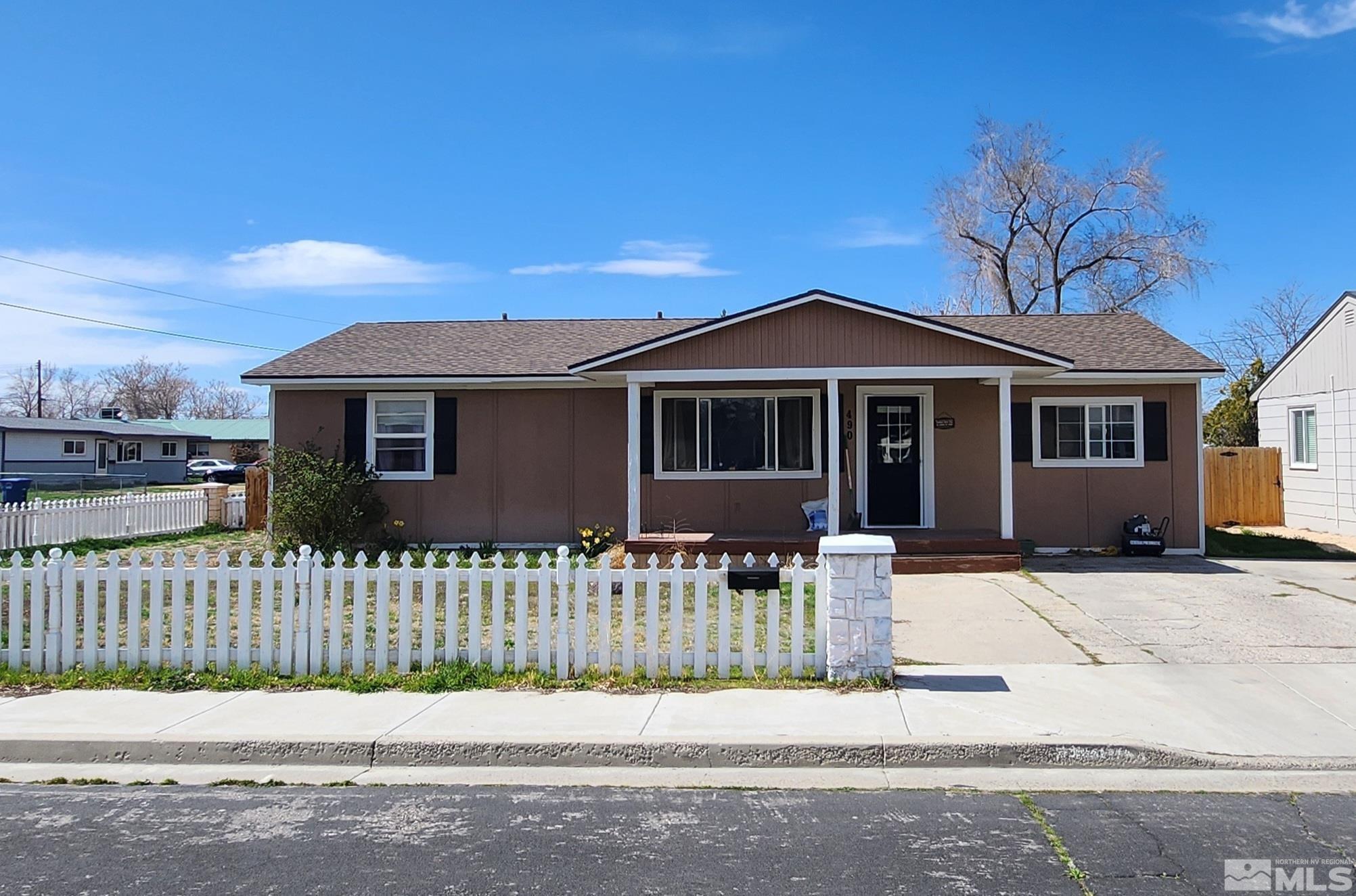 Russell St, Fallon, NV 89406
