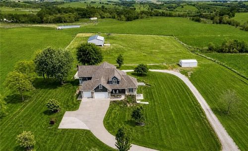 27570 State Highway Ab, Maryville, MO, 64468 | Card Image