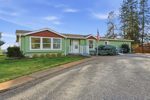 10304 E Chinook Ln, Chattaroy, WA, 99003-5001 | Card Image