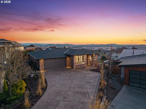 3038 Nw 12th Ave, Camas, WA, 98607-9808 | Card Image