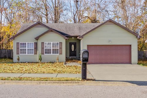 1680 Parkside Dr, Clarksville, TN, 37042-7679 | Card Image