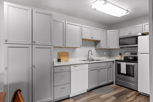 160-900 Mountain Creek Rd, Chattanooga, TN, 37405-4502 | Card Image