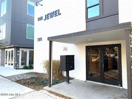 apt-8-718 S 5th Ave, Wilmington, NC, 28401-5160 | Card Image