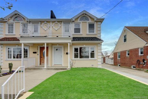 120 196th St, Saint Albans, NY, 11412-3721 | Card Image