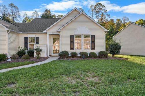 3844 Hanley Way, Walkertown, NC, 27051-9218 | Card Image