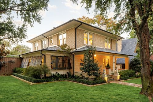 1203 N Windomere Ave, Dallas, TX, 75208-2734 | Card Image