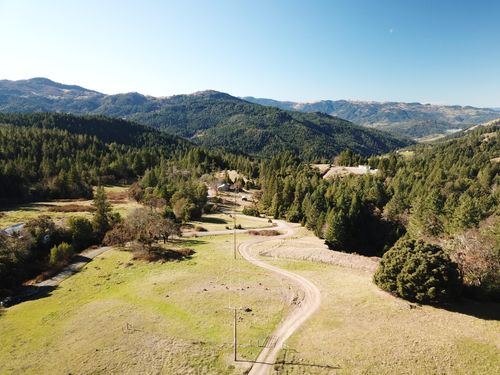 2281 Burgess Ranch Rd, Zenia, CA, 95595 | Card Image