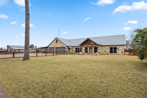 125 Village Forest Drive, Smithville, TX, 78957 | Card Image