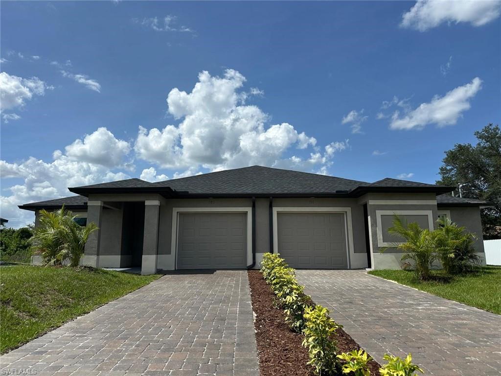 Residential in LEHIGH ACRES