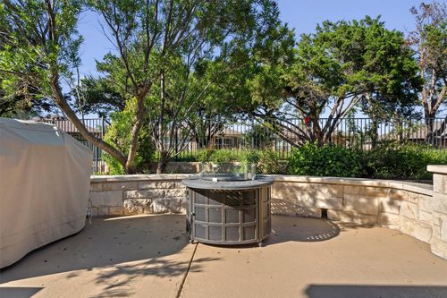 600 Salado Creek Ln, Georgetown, TX, 78633-6006 | Card Image