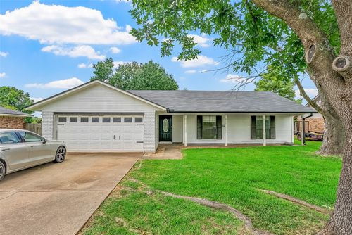 6310 Anandale Dr, Bossier City, LA, 71112-5015 | Card Image