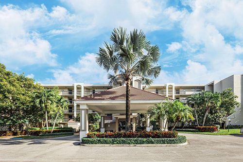 apt-e206-1915 Lavers Cir, Delray Beach, FL, 33444-7801 | Card Image