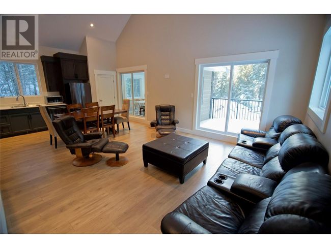 8 - 1500 Blakeburn Road, House other with 5 bedrooms, 2 bathrooms and 1 parking in Coalmont-Tulameen BC | Image 16