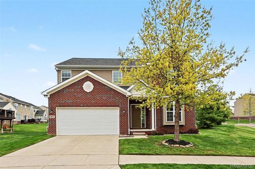 59684 Twin Pines Dr, New Hudson, MI, 48165-8114 | Card Image