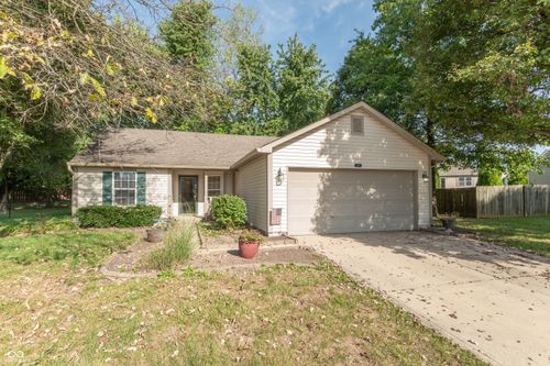 108 Meadowview Dr, Mooresville, IN, 46158-2760 | Card Image