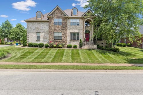 1000 Redwood Way, Hendersonville, TN, 37075-6318 | Card Image