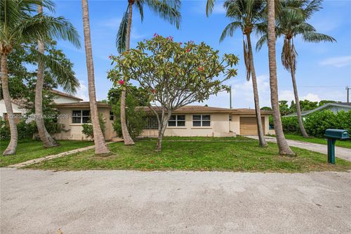 3205 Chapel Hill Blvd, Boynton Beach, FL, 33435-8152 | Card Image