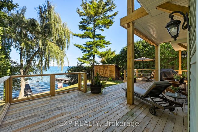 21 Pinery Lane, House other with 3 bedrooms, 2 bathrooms and 12 parking in Jacksons Point ON | Image 33