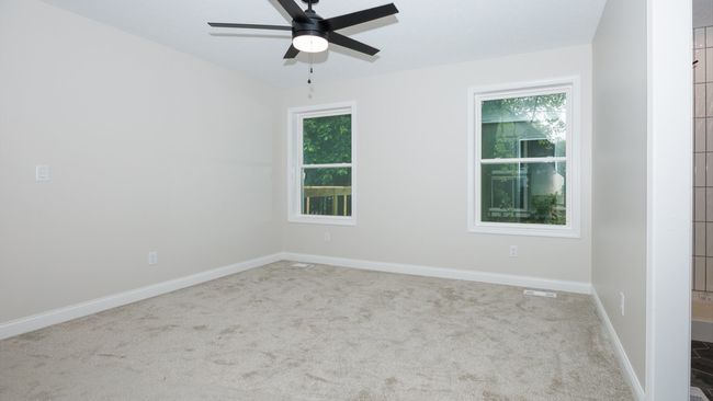 512 E Walnut St, House other with 2 bedrooms, 3 bathrooms and 2 parking in Hudson IL | Image 17