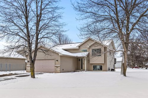 309 Flintwood Street Sw, Isanti, MN, 55040 | Card Image