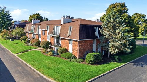 8761 Washington Colony Drive, Dayton, OH, 45458 | Card Image