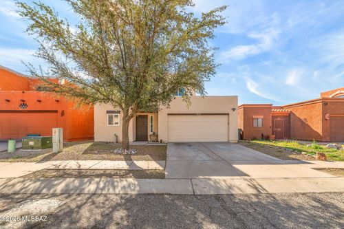 1694 E Calle Grandiosa, Tucson, AZ, 85706 | Card Image