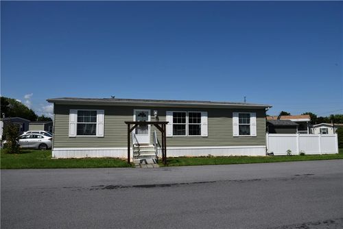 7424 Marquis Dr, Trexlertown, PA, 18087-9609 | Card Image