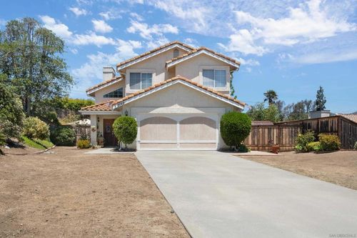 2062 Susan Ct, Escondido, CA, 92026-1878 | Card Image