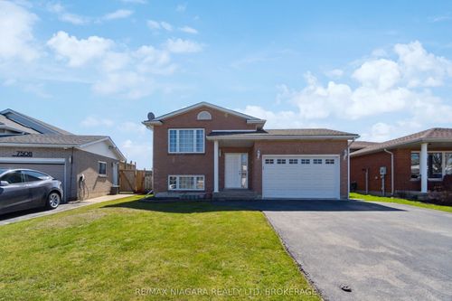 7516 Monastery Dr, Niagara Falls, ON, L2H3A7 | Card Image