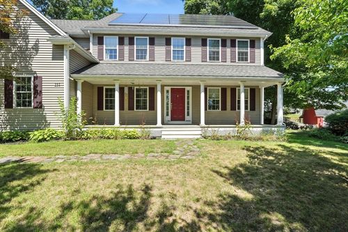 392 Farm Rd, Marlborough, MA, 01752-2756 | Card Image