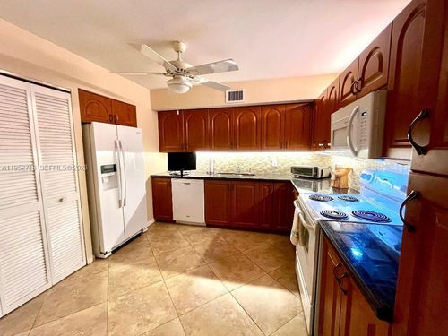 apt-d537-2806 N 46th Ave, Hollywood, FL, 33021-8903 | Card Image