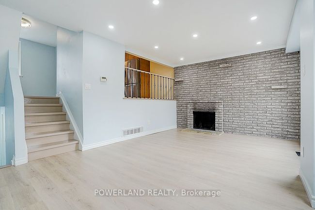 4 - 8 Liszt Gate, Condo with 3 bedrooms, 2 bathrooms and 1 parking in Toronto ON | Image 7