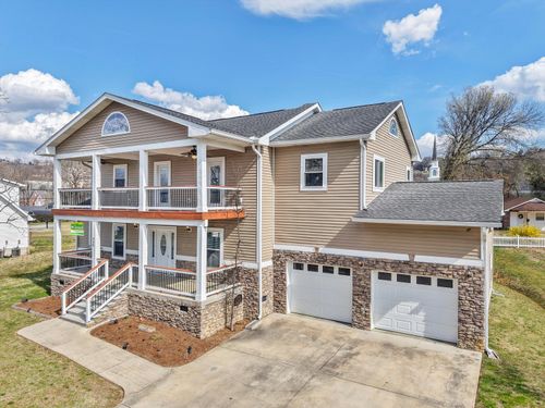 360 Derby Cir, Chattanooga, TN, 37404-2706 | Card Image