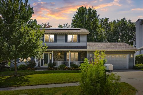 1129 Hampton Ct, Iowa City, IA, 52240-2927 | Card Image