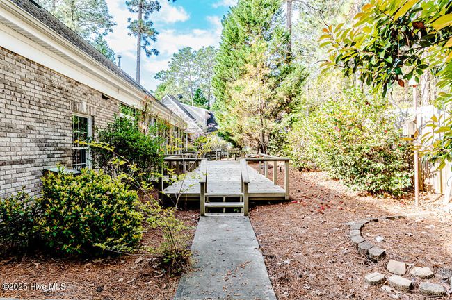 665 Lake Forest Dr Se, House other with 3 bedrooms, 3 bathrooms and 2 parking in Pinehurst NC | Image 40