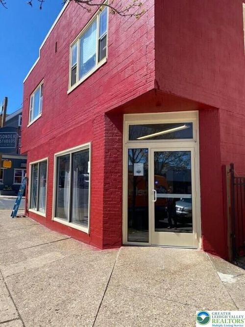 1259 Northampton St, Easton, PA, 18042-4138 | Card Image