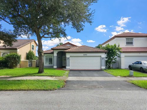 5090 Nw 54th St, Coconut Creek, FL, 33073-3713 | Card Image