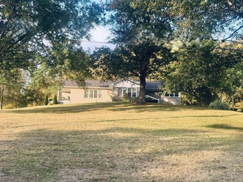 3470 N Terrace Dr Nw, Mcconnelsville, OH, 43756-9762 | Card Image