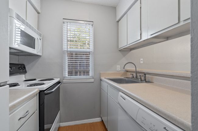 APT-202 - 4103 Speedway, Condo with 1 bedrooms, 1 bathrooms and 1 parking in Austin TX | Image 10