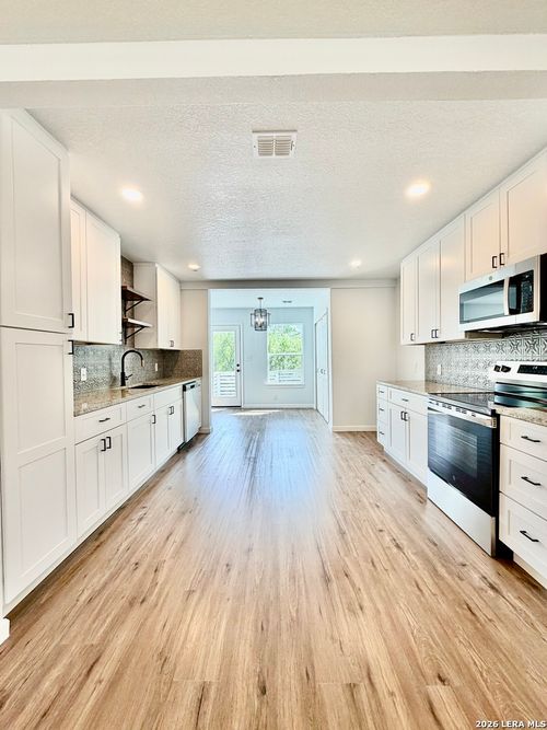 116 Nelson Ave, San Antonio, TX, 78210-2228 | Card Image