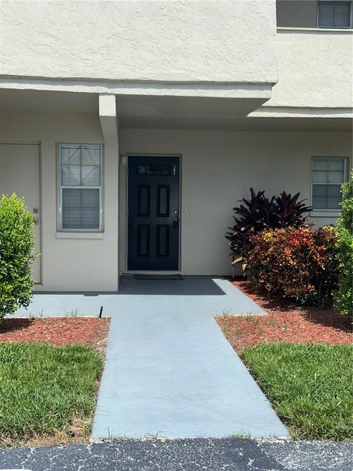 apt-103-7351 W Country Club Dr N, SARASOTA, FL, 34243-4507 | Card Image