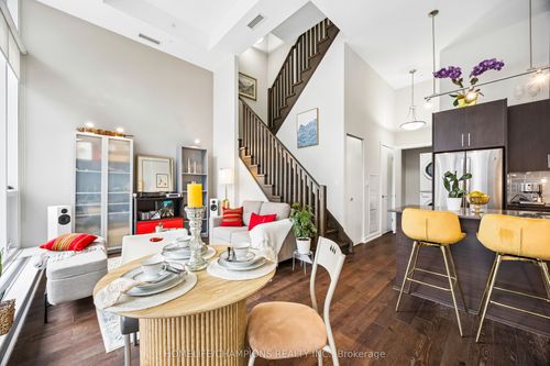 th10-20 Bruyeres Mews, Toronto, ON, M5V0G8 | Card Image